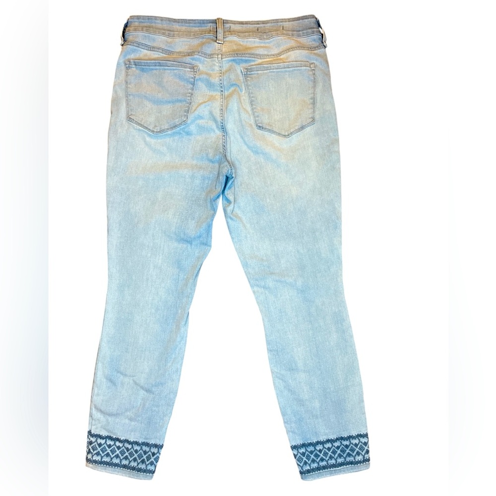NYDJ Ami Skinny Ankle jeans embroidered light wash stretch 12 whimsy - Picture 2 of 15
